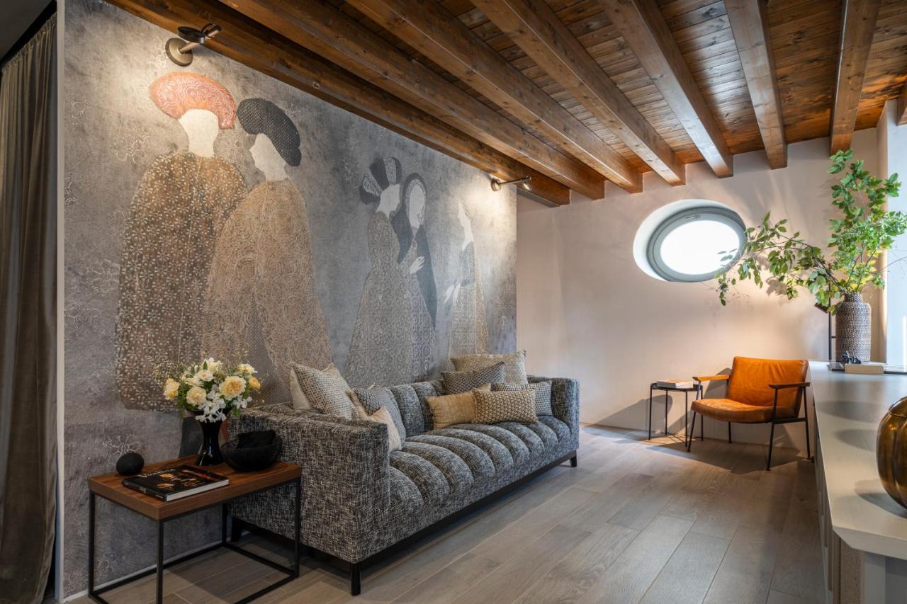Corlo Holiday Home Lonato Luaran gambar
